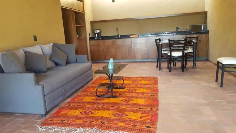 Hostal Villa Quieta Tepoztlán Zewnętrze zdjęcie